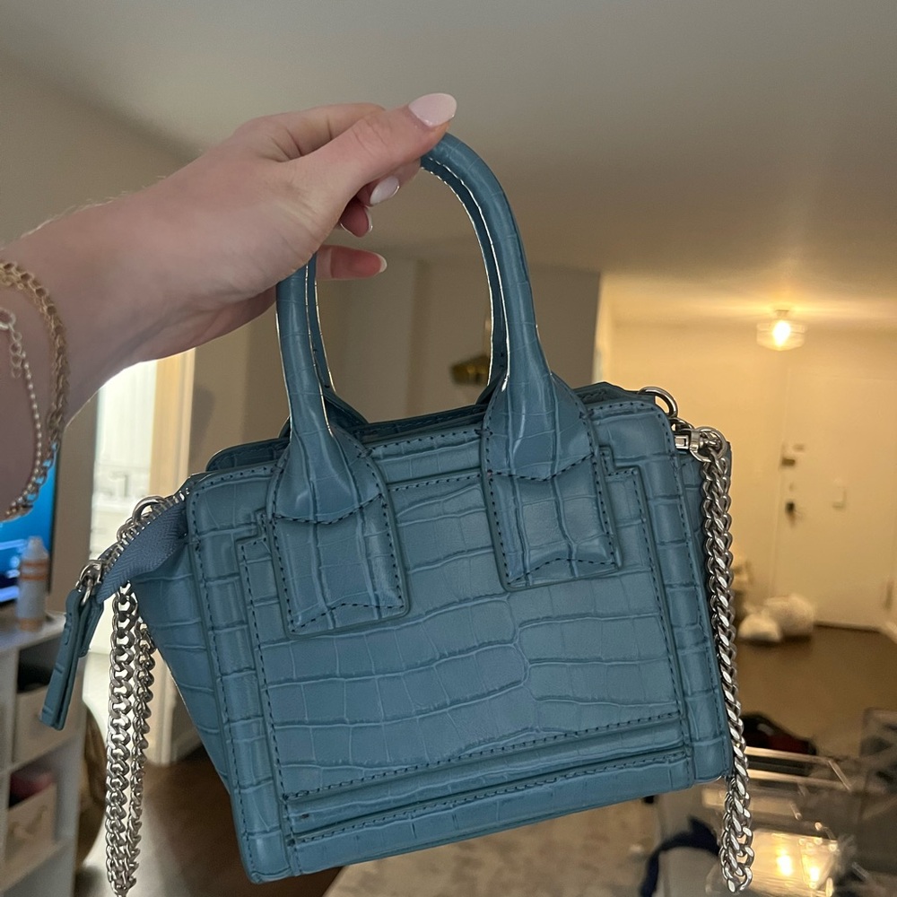 Elegant Blue Crocodile-Embossed Zara Handbag